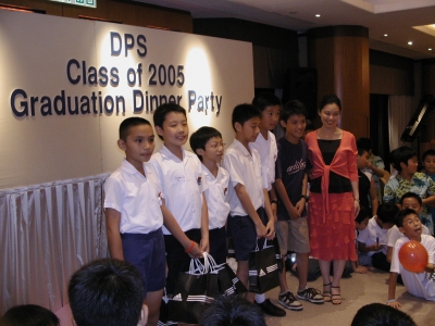 dps_graduation_2005_20110216_1436153001